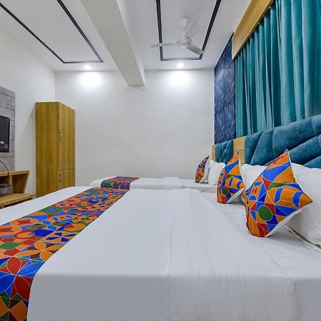Hotel Green Tree Ahmedabad Exterior photo