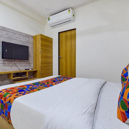 Hotel Green Tree Ahmedabad Exterior photo