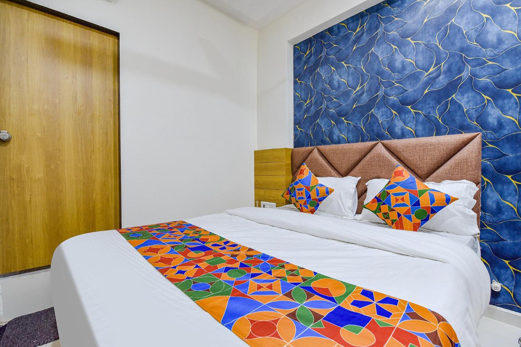 Hotel Green Tree Ahmedabad Exterior photo